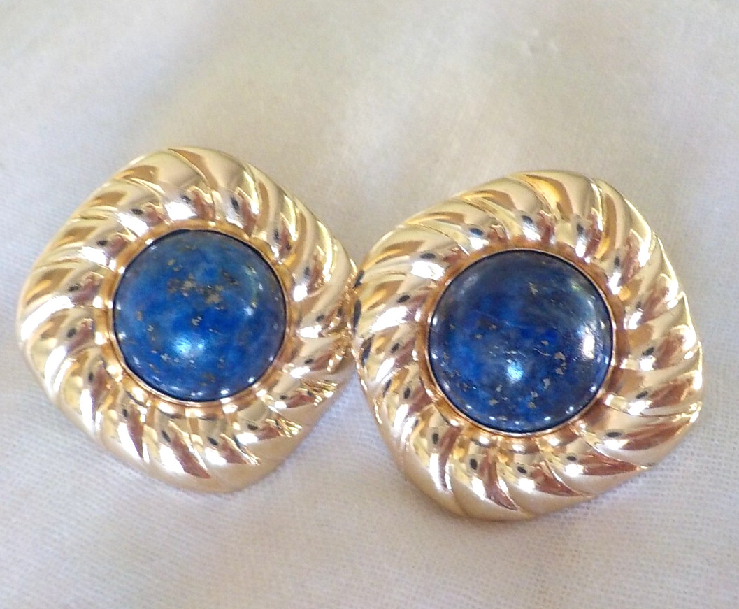 Solid 14K Yellow Gold Ribbed Frame Lapis Lazuli E… - image 1