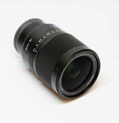 Sony ZEISS Distagon T FE 35mm F1.4 ZA Lens Full Frame E-MOUNT