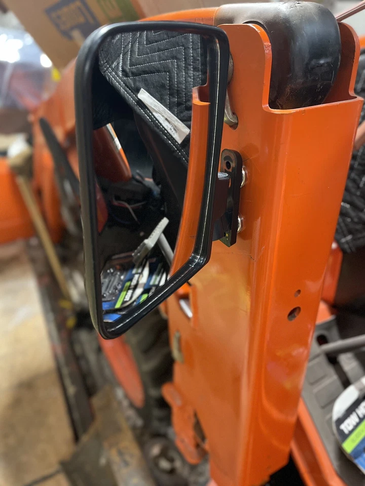 MAGNETIC TRACTOR MIRRORS VINYL COATED JOHN DEERE KUBOTA 226LB RATED MIRRORS. - Image 4 of 4