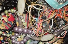 Mystery Lot 5 lbs Costume Jewelry Misc Bundle Most Wearable LB Pounds