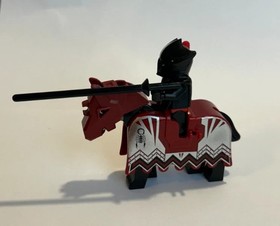 Lego Vladek Minifigure with Horse & Barding Knights Kingdom II 8777 cas256 lot