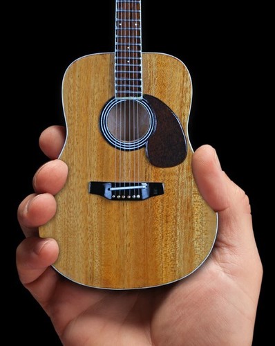Replica Classic Dreadnought Natural Finish Acoustic Miniature Guitar - Picture 4 of 5