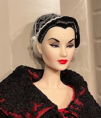 East 59th Luxurious Leisure Constance Madssen doll NRFB LE 400 Integrity Toys - Imagen 3 de 12