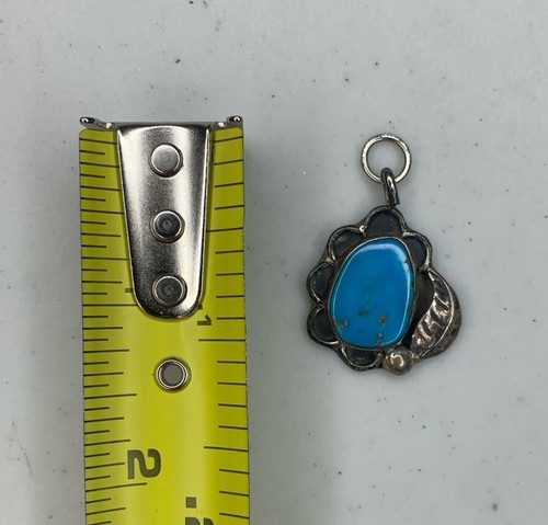 Colgante de plata de ley usado con piedra turquesa asimétrica, sin marca - 5,6 g - Imagen 9 de 11