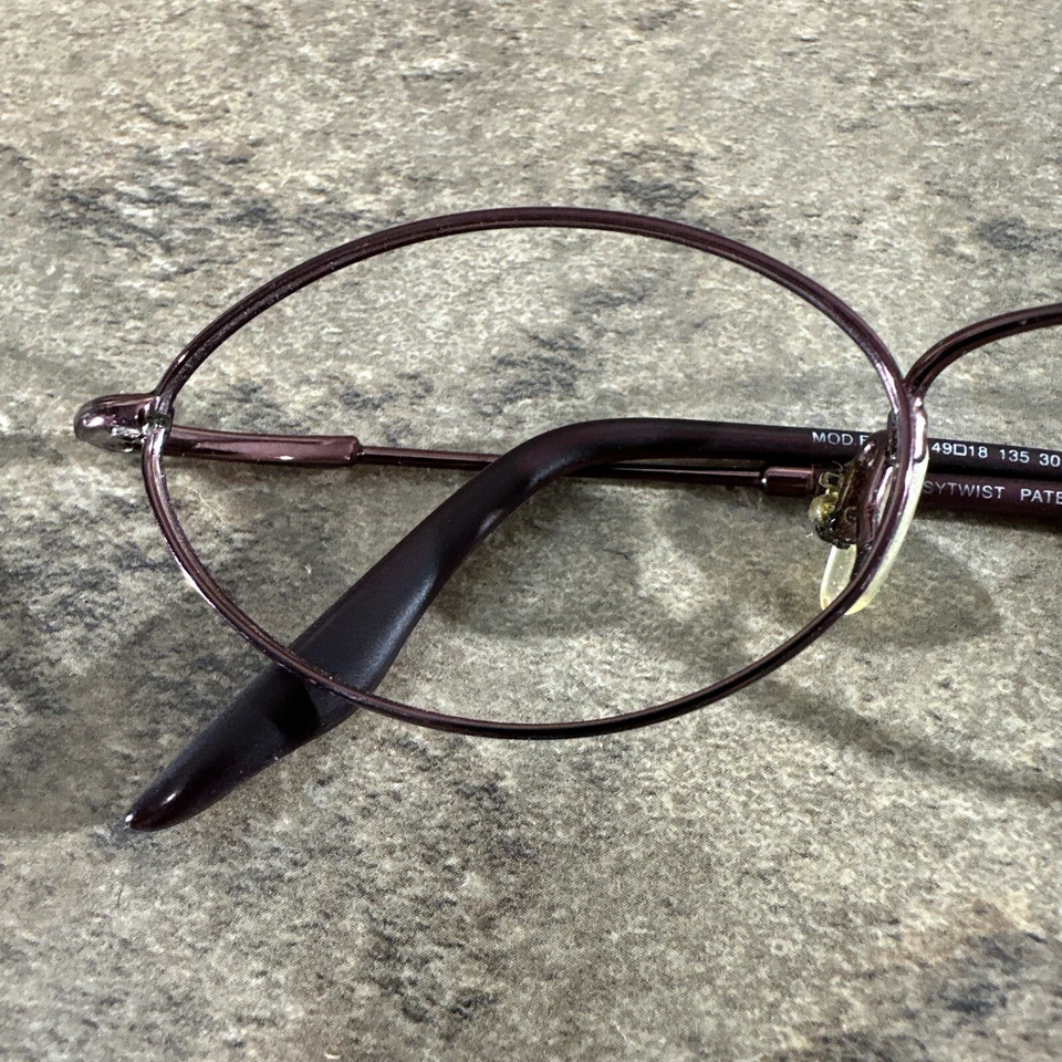 Monturas ovaladas de metal rojo vino Easytwist ET680 49-18-135-30 Hong Kong G16 Foto 4 de 4