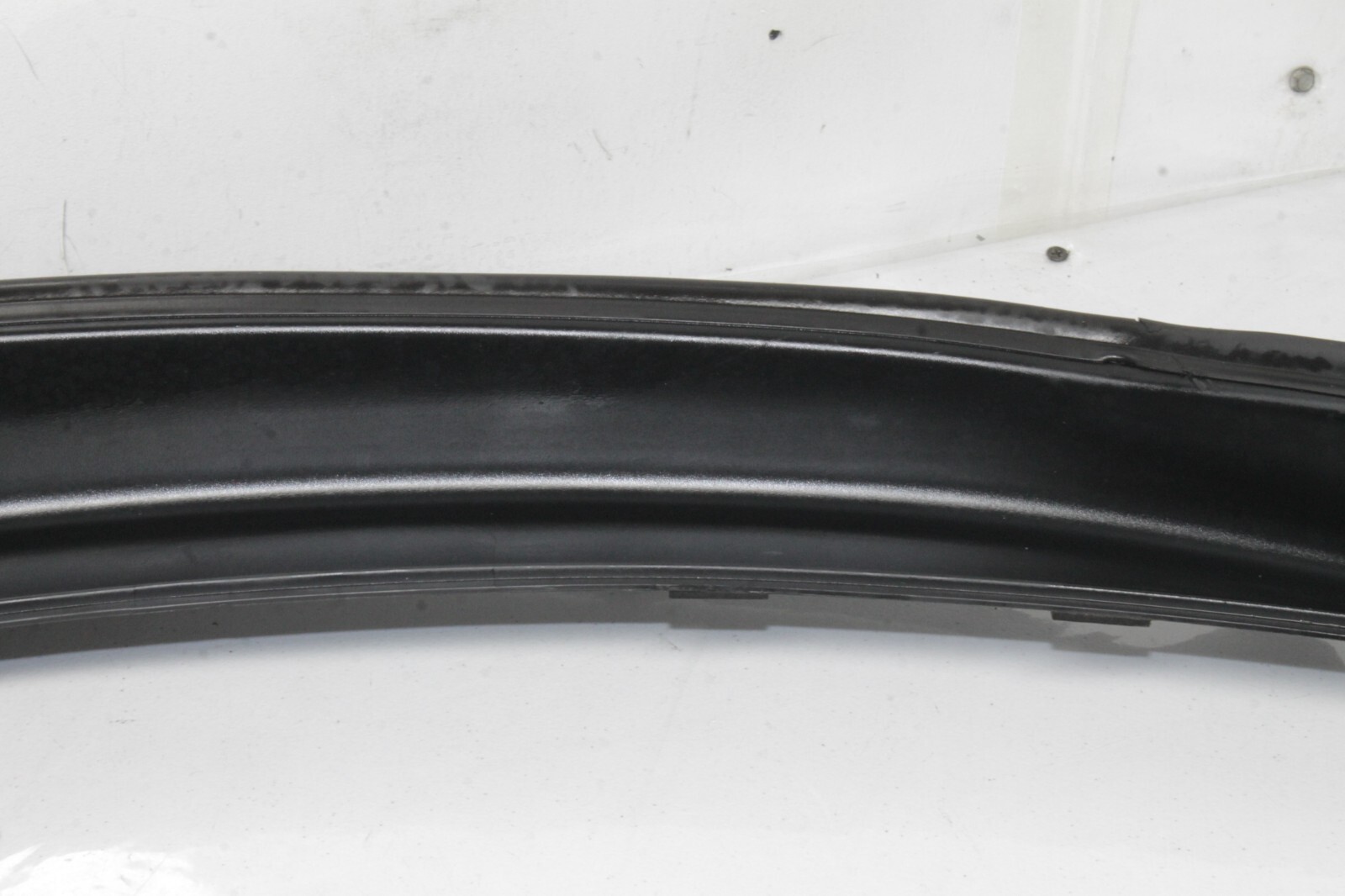 12-14 MCLAREN MP4-12C 12C 570 OEM FRONT WINDSHIELD WIPER COWL PLASTIC TRIM