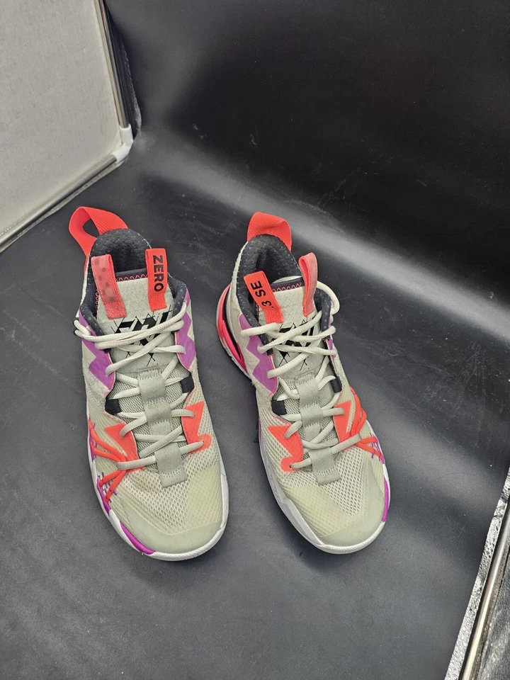 Jordan "Why Not?" Zer0.3 SE Flash Crimson 2020 尺寸 8.5 — 第 2/4 张图片