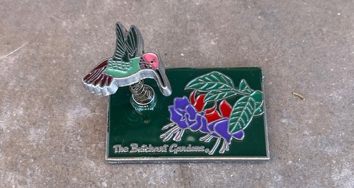 THE BUTCHART GARDENS Magnet Brentwood Bay British Columbia Canada Hummingbird - Picture 2 of 7