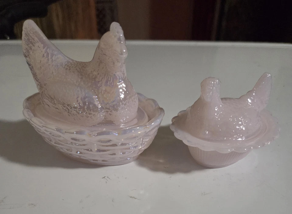 Тосканское розовое стекло ~ от Mosser ~ блюдо для безделушек с курицей в гнезде и тосканская розовая соль ~ - Изображение 2 из 4