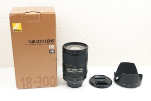 NIKON AF-S DX NIKKOR 18-300mm f3.5-5.6 G ED VR ZOOM LENS - USED CONDITION