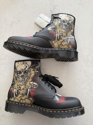 Size 9 Men 1460 Metallica Skull Lightening Dr. Martens Black