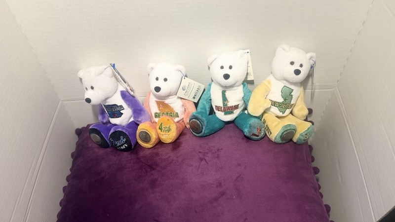 Vintage Limited Treasures State Quarter Coin Bears 50 States 4 Bears Total