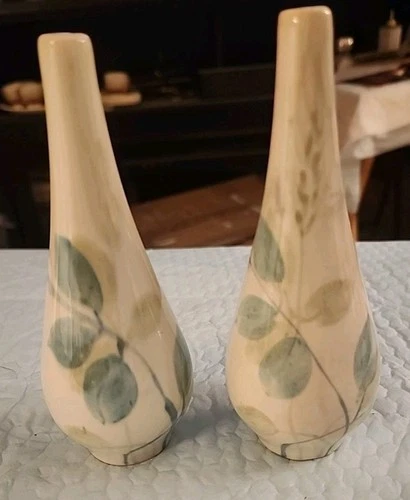 MCM Red Wing True China Merrileaf Salt & Pepper Set No Damage