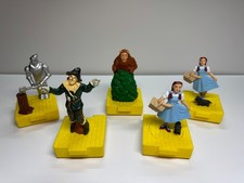 1997 Blockbuster Wizard of Oz Figure Set Dorothy Tin Man Scarecrow Lion Toto