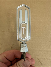Nos 1976-78 Oldsmobile Toronado Hood Ornament Emblem 416329 1-42062 Free Sh