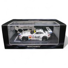 Minichamps Bmw Z4 Gt3 Sports Trophy 1/43 Scale Car