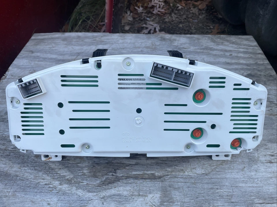 Medidores de painel de instrumentos velocímetro 2007-2008 KIA SPORTAGE 2.7L 6 cilindros fabricante de equipamento original 166k - Imagem 2 de 3