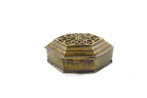Piccola scatola portagioie vintage bellissima in ottone fatta a mano indiana. G7-624 - Foto 5 di 8
