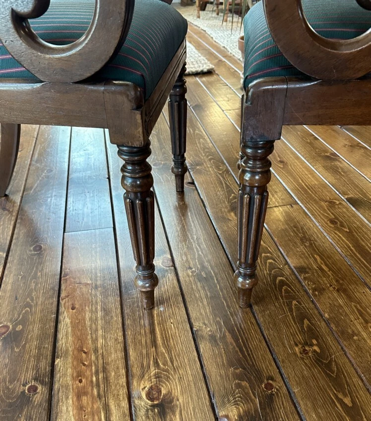 Совпадающая пара кресел из орехового дерева English Regency c 1825 прочные и удобные - Изображение 3 из 4