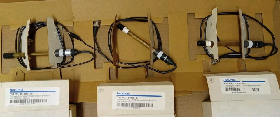 Sonda combinada Accumet (Fisher) PH/ATC con BNC/Mini teléfono, 13-620-111 - Lote de 3 Foto 2 de 4