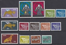 IRLANDE - LOT TIMBRES NEUFS SANS CHARNIERE - COTE 56€