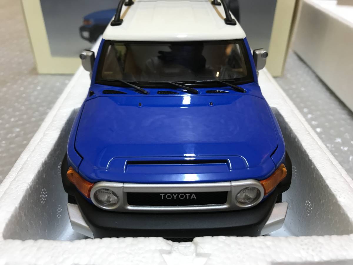 AutoArt 1/18 Toyota FJ Cruiser Blue FJ GSJ15W GSJ15 BF AutoArt 1/18 Toyota FJ Cruiser Blue FJ GSJ15W GSJ15 BF