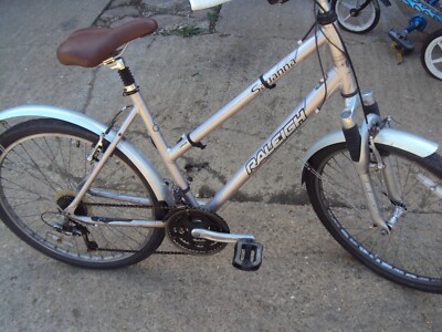 Big Lightweight Aluminium Framed Raleigh Savanna Ladies Bike