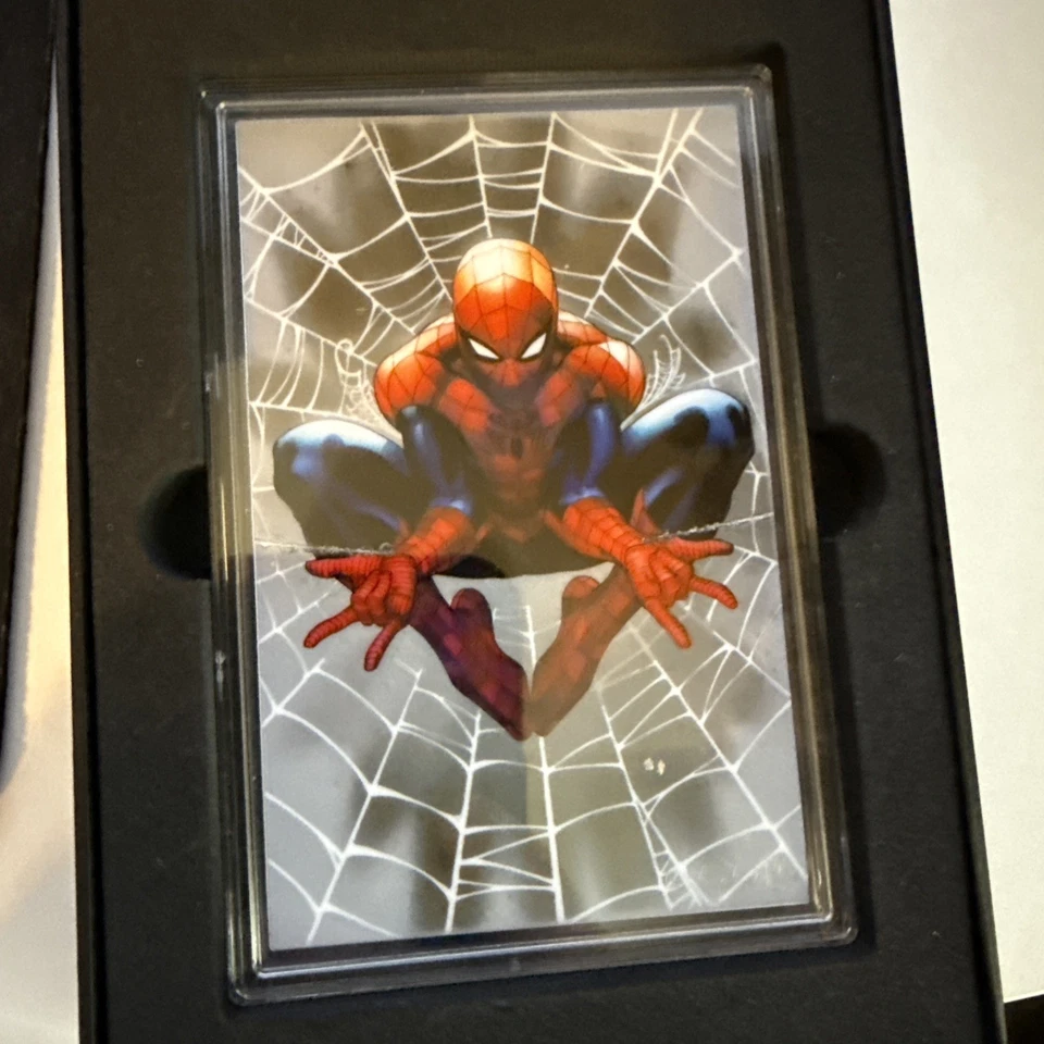 Marvel Spider-Man Caja Ciega 5g Plata/Oro Lámina Tarjeta Persecución 2025 Agoro Como Nueva Niue Foto 2 de 4