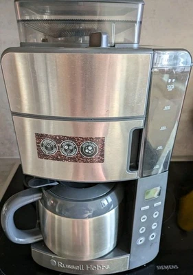 RUSSELL HOBBS Kaffeemaschine mit Mahlwerk Gebraucht  Thermo Timer 1000W - Bild 1 von 2