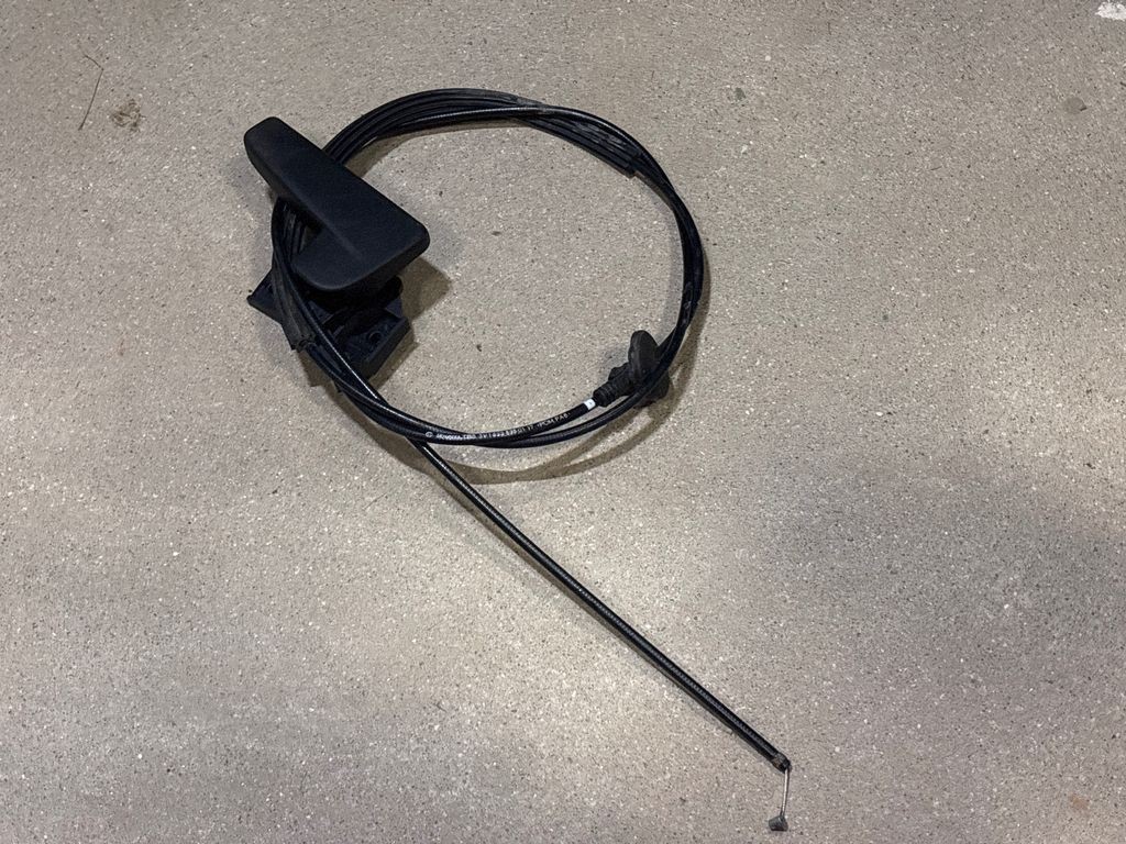 Seilzug Motorhaube