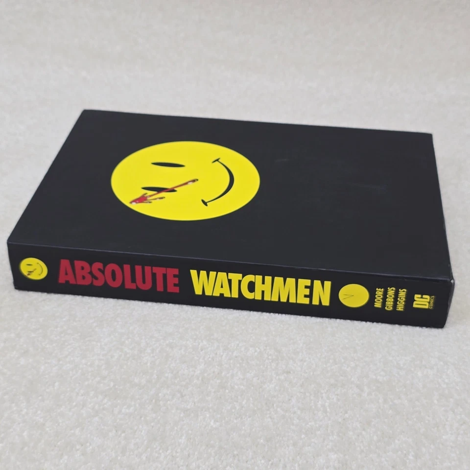 Absolute Watchmen (DC 2011) #1 1st Print Hardcover w/ Slipcase Alan Moore - Image 4 of 4