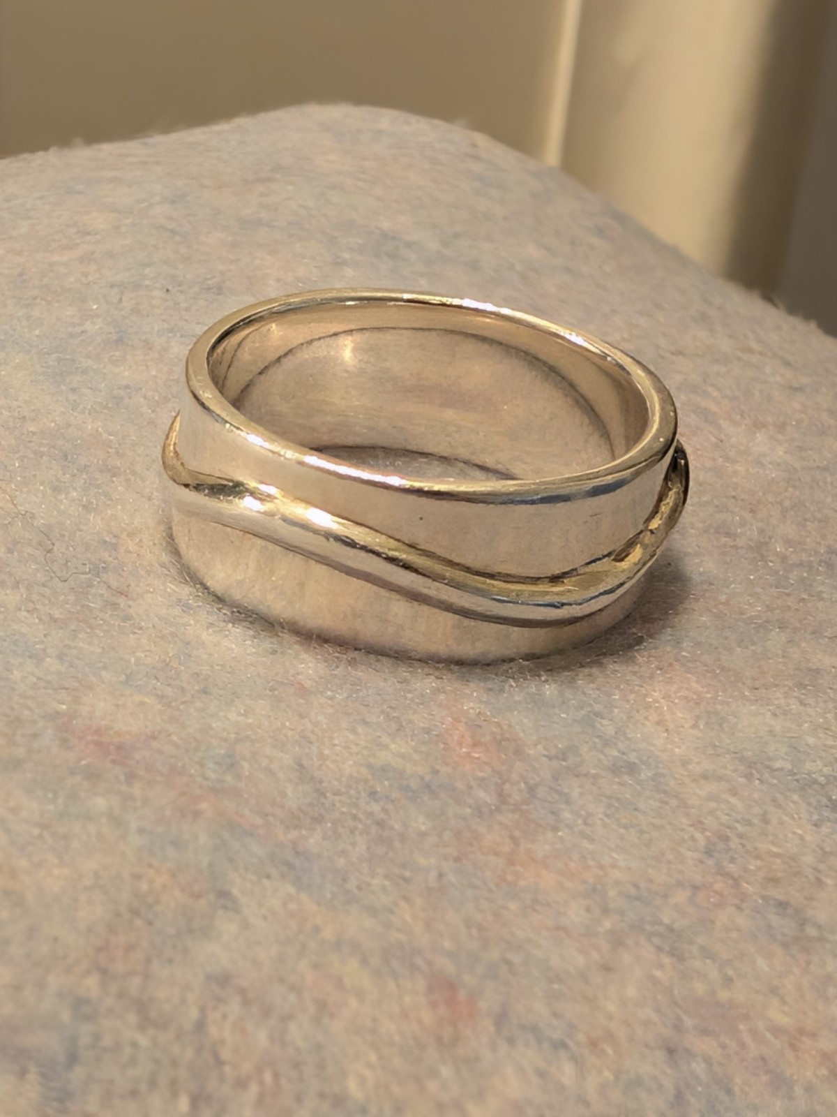 Solid 925 Sterling Silver Band Ring with Wave Des… - image 4