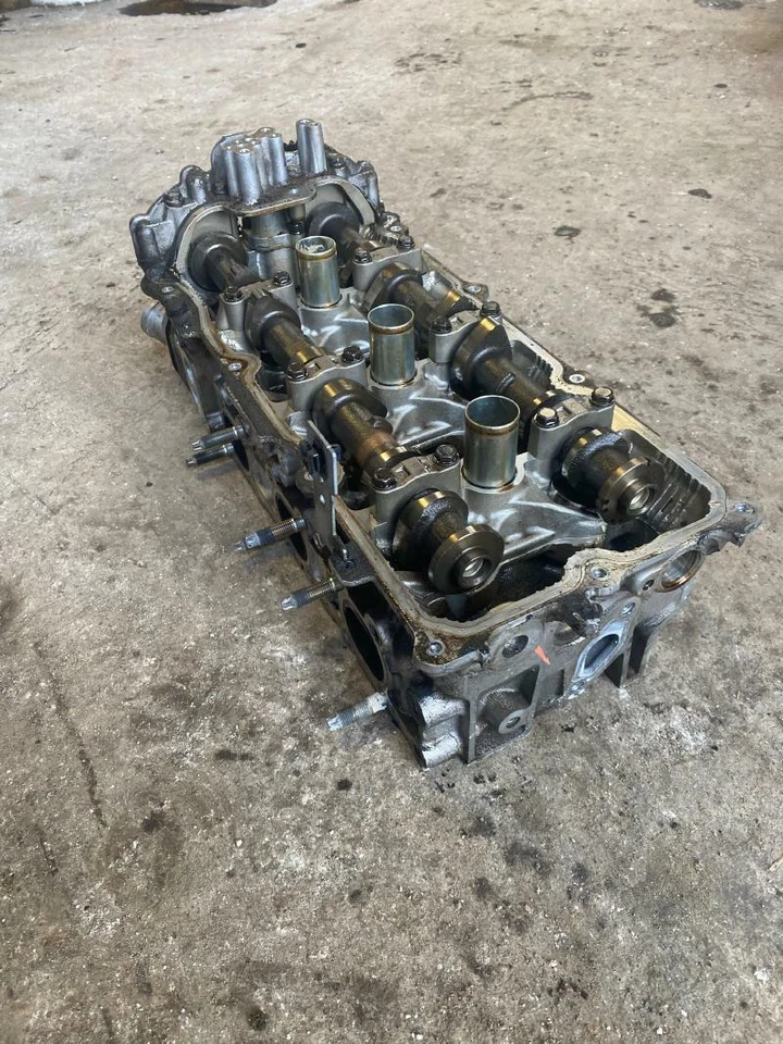 Conjunto de culata Nissan Xterra 2005-2008 4,0 L (6 cilindros Dohc), LH OEM Foto 2 de 3