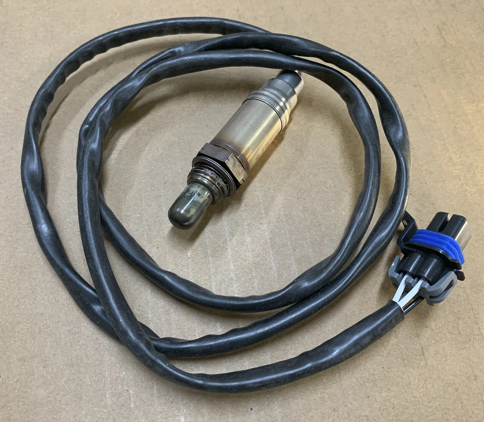 Sensor de oxigênio OE GENUÍNO 13111 para Chevrolet Corvette Malibu Saturn L100 L200 - Imagem 2 de 4