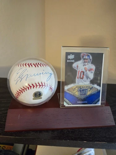 ELI MANNING SIGNED BASEBALL