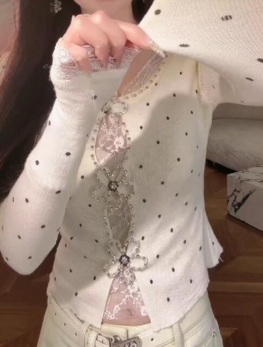 Sexy top tejido manga larga cuello cuadrado ribete encaje 2025 con lunares calce ajustado - Imagen 4 de 5