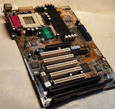 Socket 370 ATX Overclocking Motherboard ASUS CUBX-L (440BX) CPU & 128 MB + Bonus