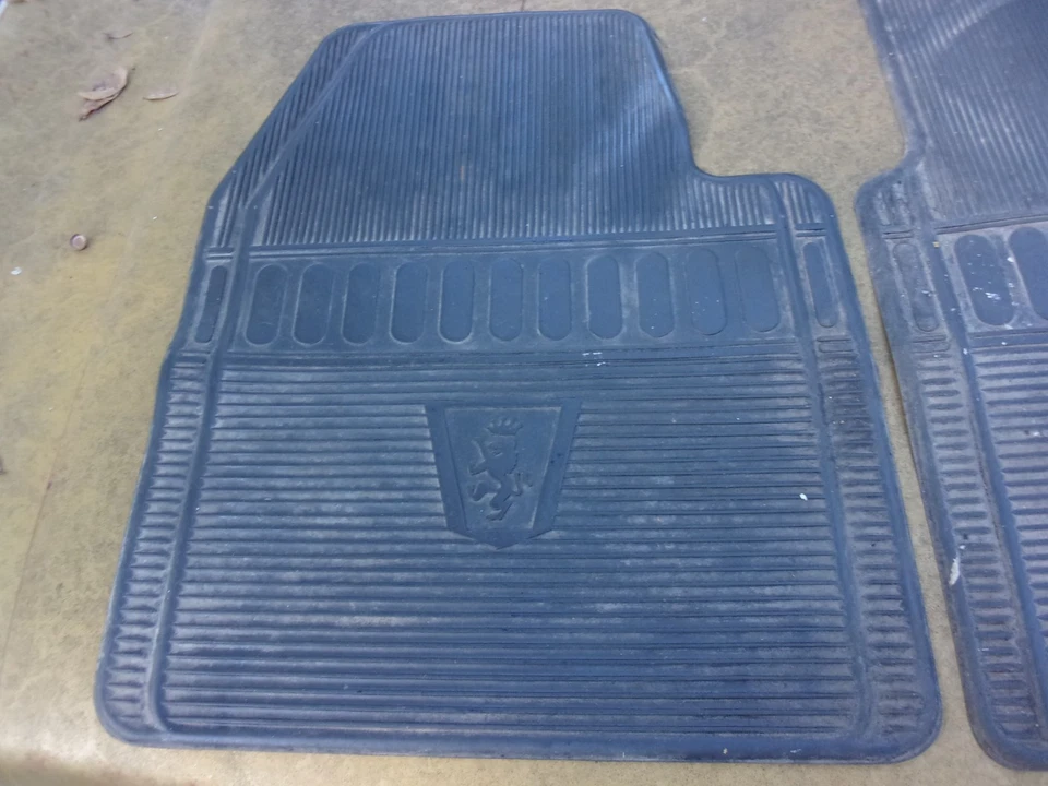 Juego de alfombrillas coche peugeot vintage Foto 2 de 4