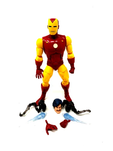 Marvel Legends Hasbro Secret Wars Iron Man Action Figure (R)