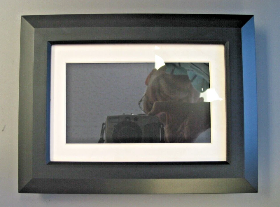OPTIMUS 7" Digital Photo Frame model 16-664,  never used, Reads xD, SD, MMC & MS - Image 2 of 4