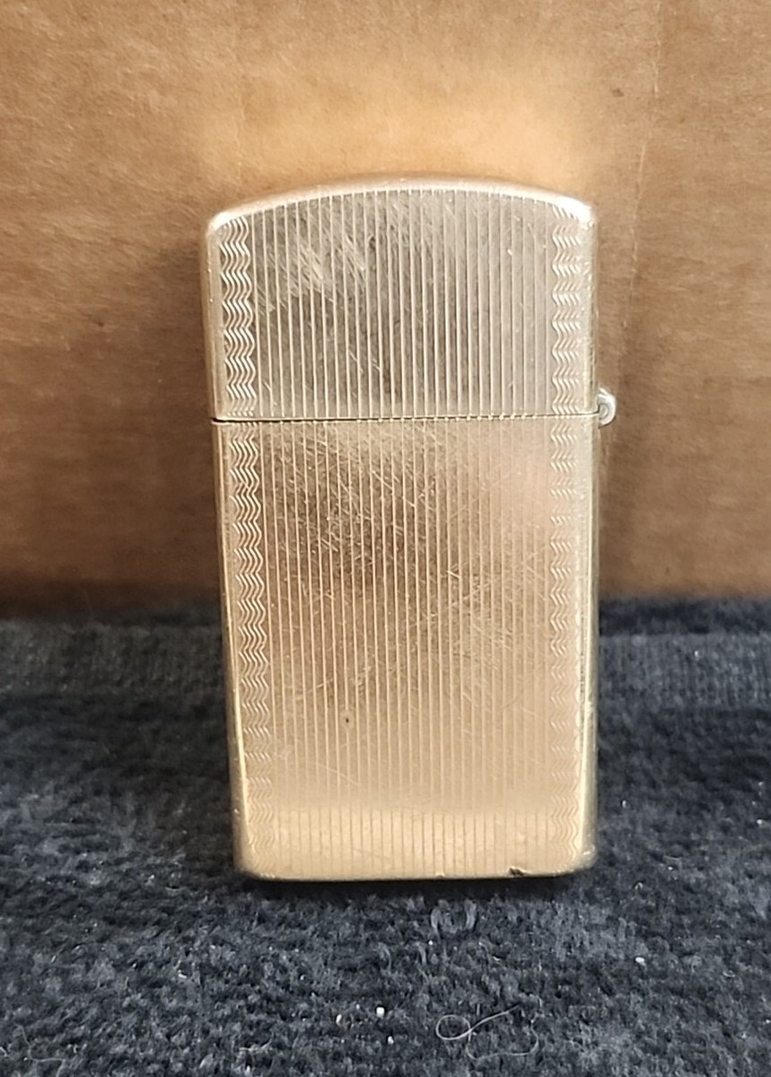 MADE IN ITALY✨ Classic High Polish Green Zippo Logo Windproof Lighter