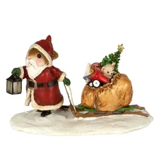 Wee Forest Folk Retired Christmas Figurine M-628 - Ole' St. Nick