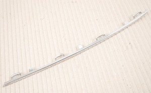 🚩  VW Amarok Orginal Zierleiste Kühlergrill Leiste Grill links 2HH853765