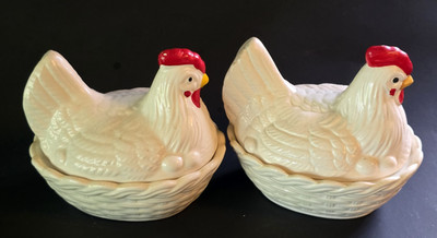 Vtg Set of 2 Ceramic Hen on Nest Basket w eggs on sides Trinket Dish 5.5'' Japan