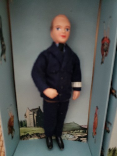 Peggy Nisbet Model Happy Doll T.51 London Policeman (Bobby) no hat, With box - Picture 2 of 4
