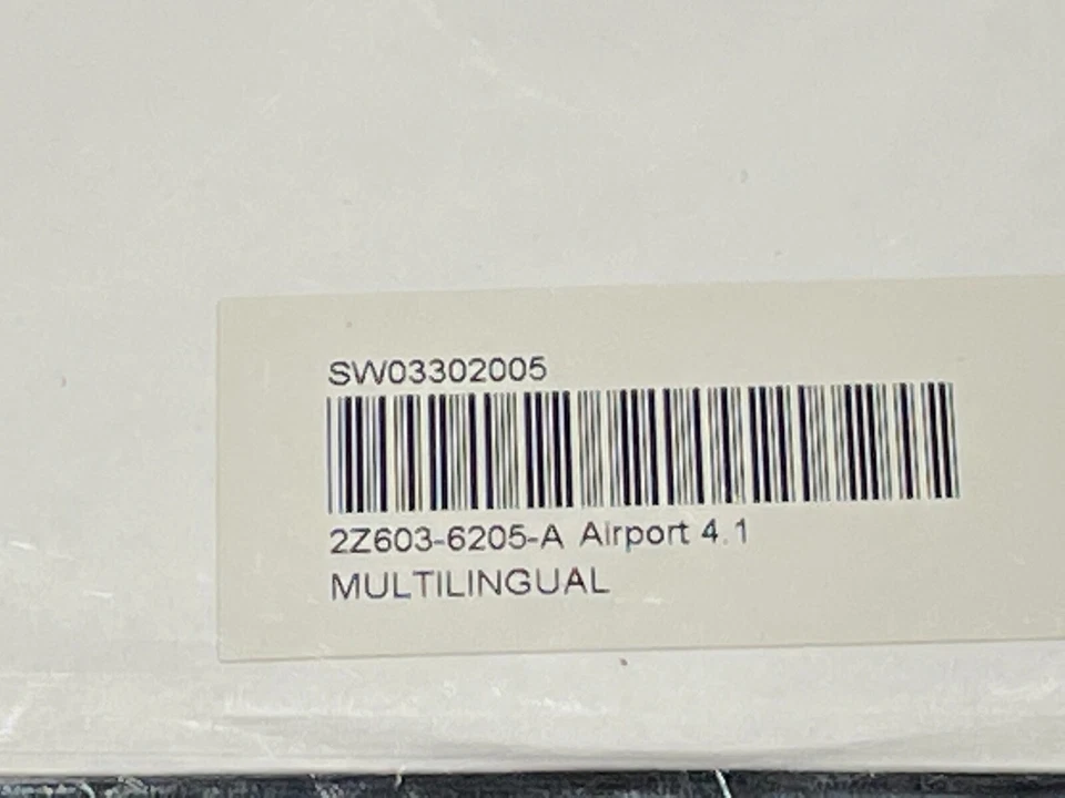 Apple AirPort Extreme Card User's Guide Software Installation CD Vr. 4.1 New  - Image 3 of 3