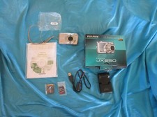 FujiFilm FinePix JX250-SILVER-14 MP-Digital Camera-SD Card  Charger-Tested