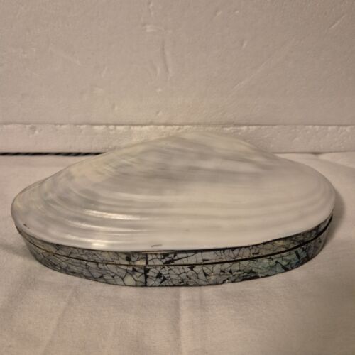 REDUCED TO $40 Abalone & Mother Of Pearl Shell Velvet Lined Trinket Box - Picture 7 of 7