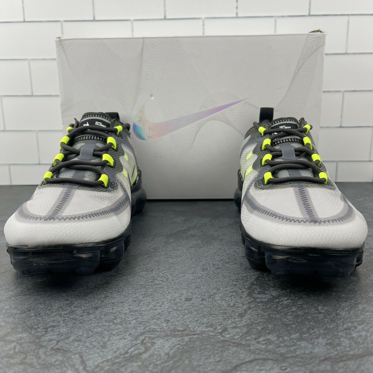 Nike Air Vapormax 2019 Mens 7 Running Shoes Atmosphere Grey 