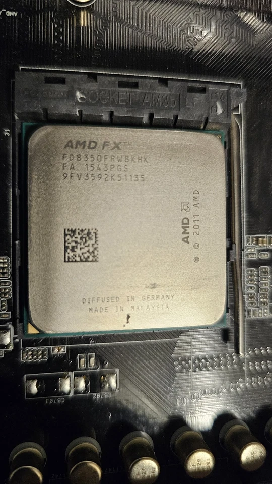 Asrock 990FX Killer Am3+ AMD FX-8350 2x8Gb Crucial DDR3 RAM - Imagen 4 de 4